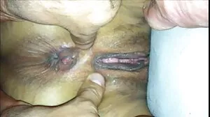 2 tudung video lucah Sub Babes Kulit untuk Mr. Van Damme's Dick!