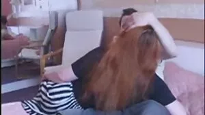 Tukang paip menjadi video lucah pancut mangsa MILF yang Gila Kanak-kanak! :O