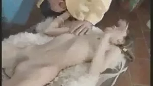 Lelaki Kurus Titfucks Bridgette awek melayu lucah B pada Valentine