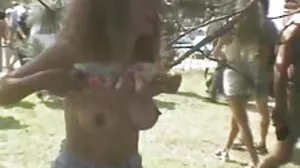 Latina StepMom budak sekolah tayang tetek Fucked Dalam Yang Ass Semasa Home Office